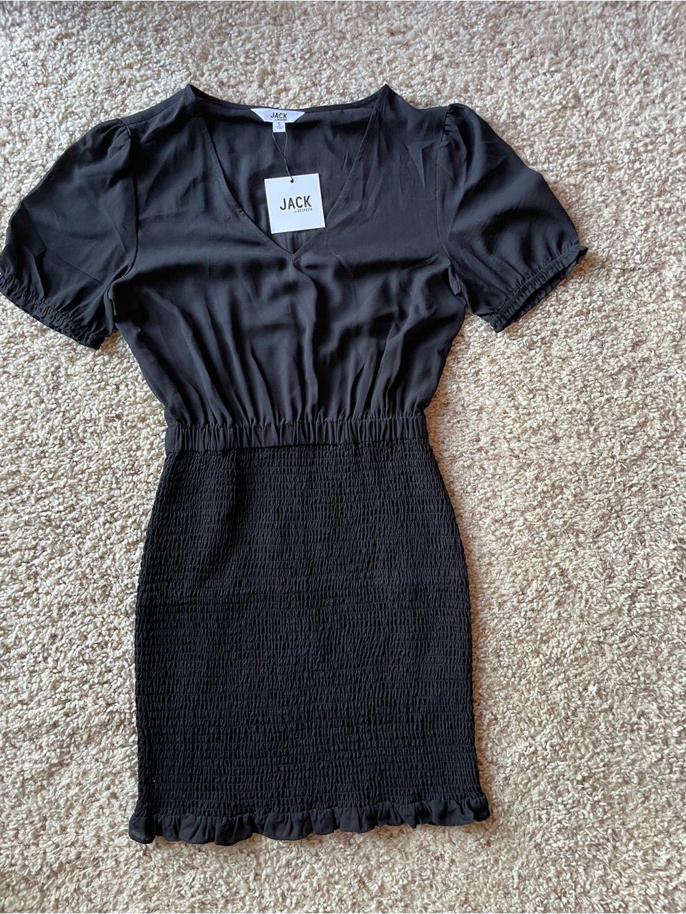 BNWT JACK by BB Dakota Black V-Neck Smocked Mini Dress Size Small